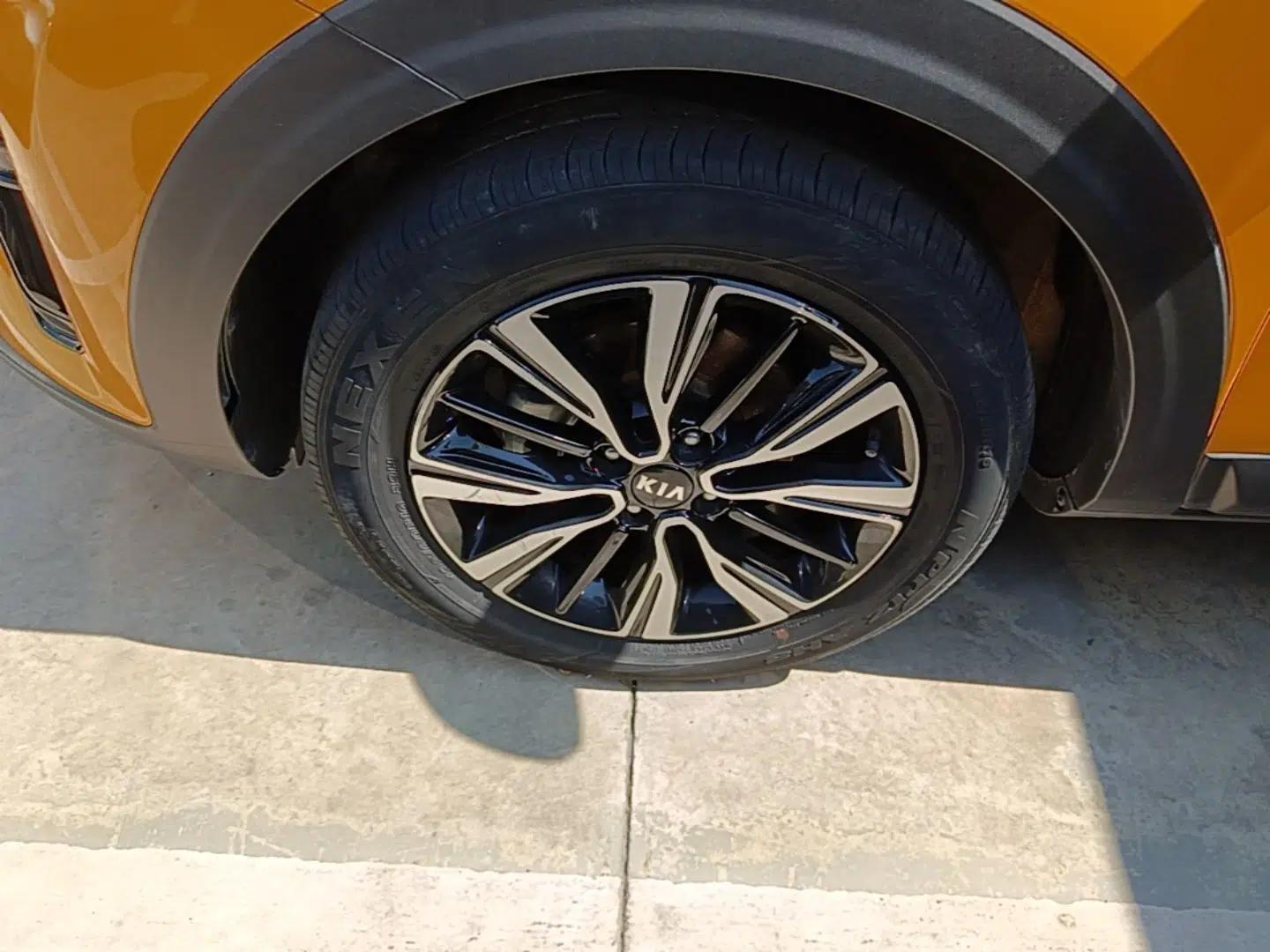 Kia kx1 Stonic 2019 1.4L Automatic Sport Edition China VI — миниатюра 10