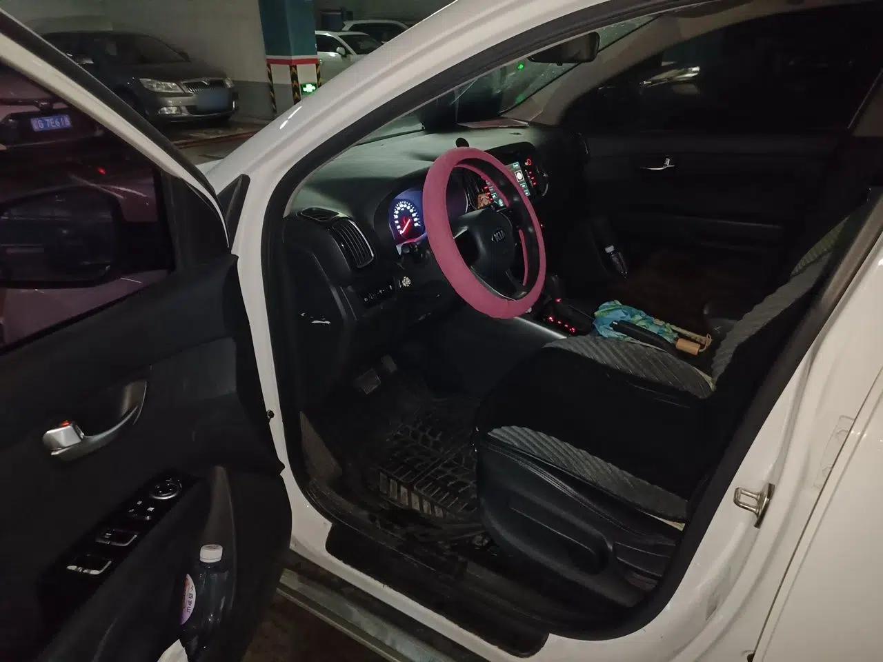 Kia KX3 2015 1.6L Automatic Two-Wheel Drive DLX — миниатюра 16