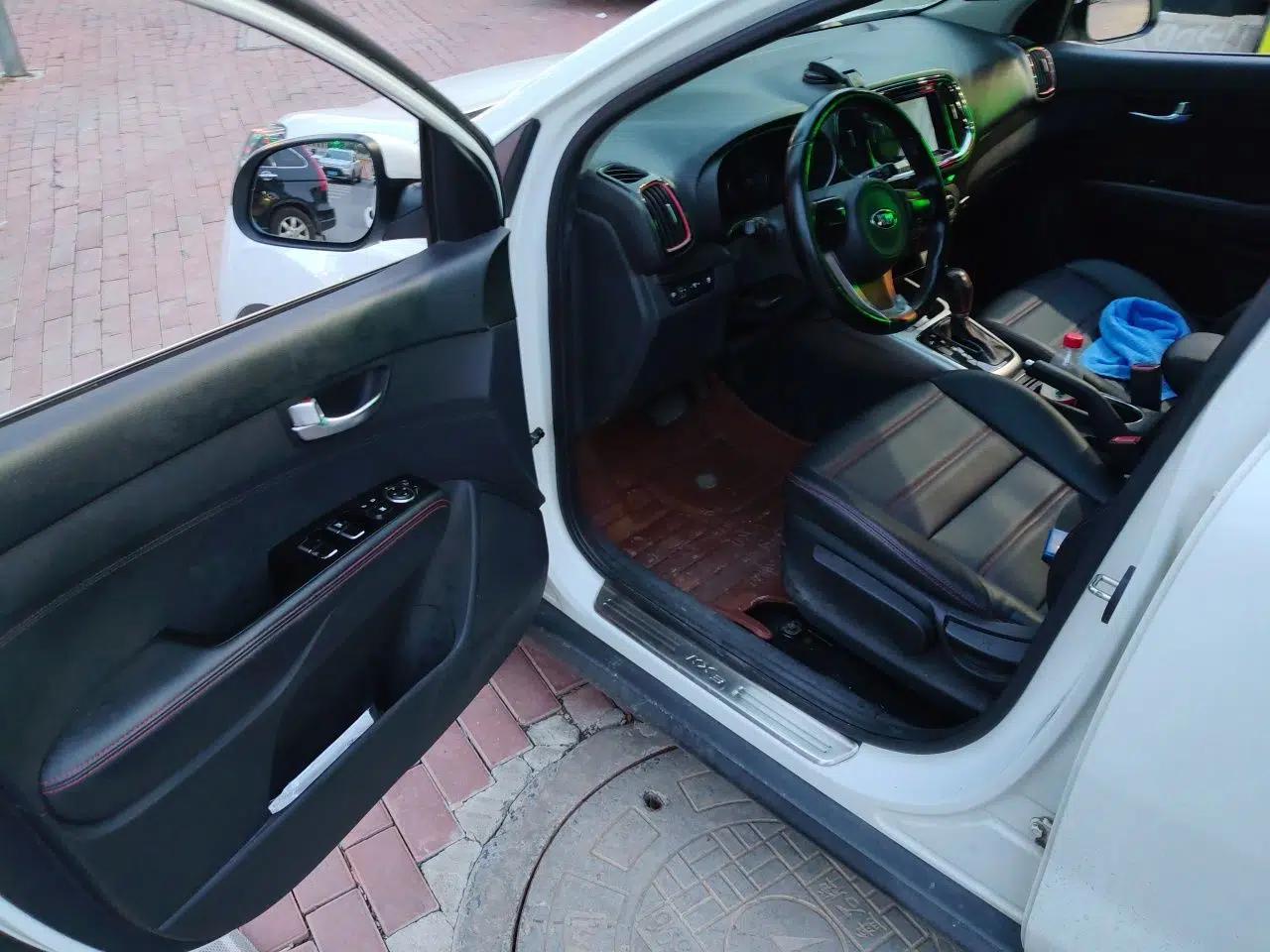 Kia KX3 2015 1.6L Automatic Two-Wheel Drive DLX — миниатюра 16