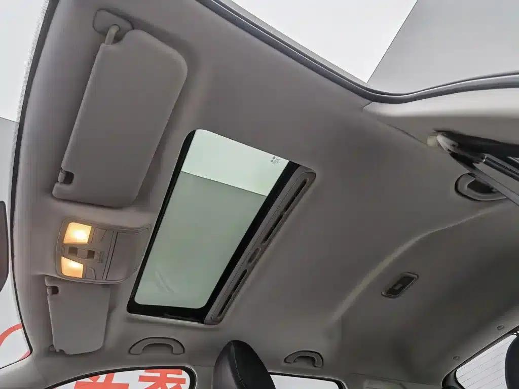 Bestune X40 2018 Popular Edition 1.6L Automatic Luxury — миниатюра 14