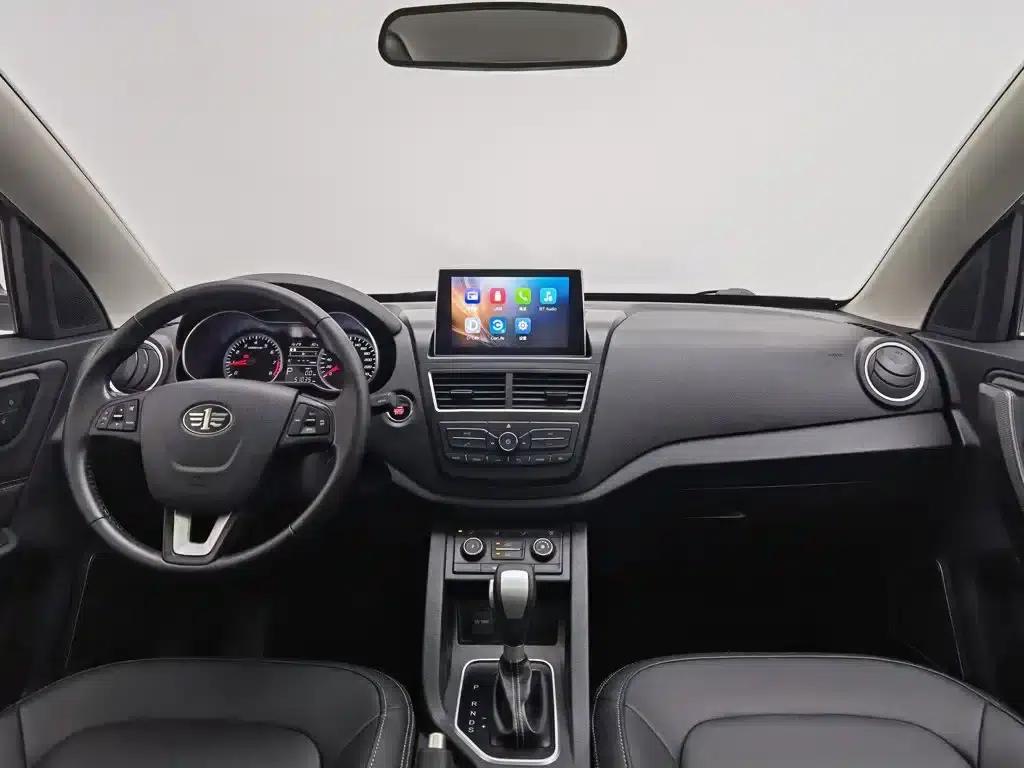 Bestune X40 2018 Popular Edition 1.6L Automatic Luxury — миниатюра 5