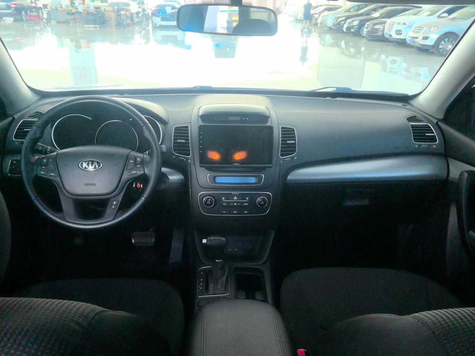 Kia Sorento 2013 2.4L 5-Seater Gasoline Comfort Version China IV Standard — миниатюра 14