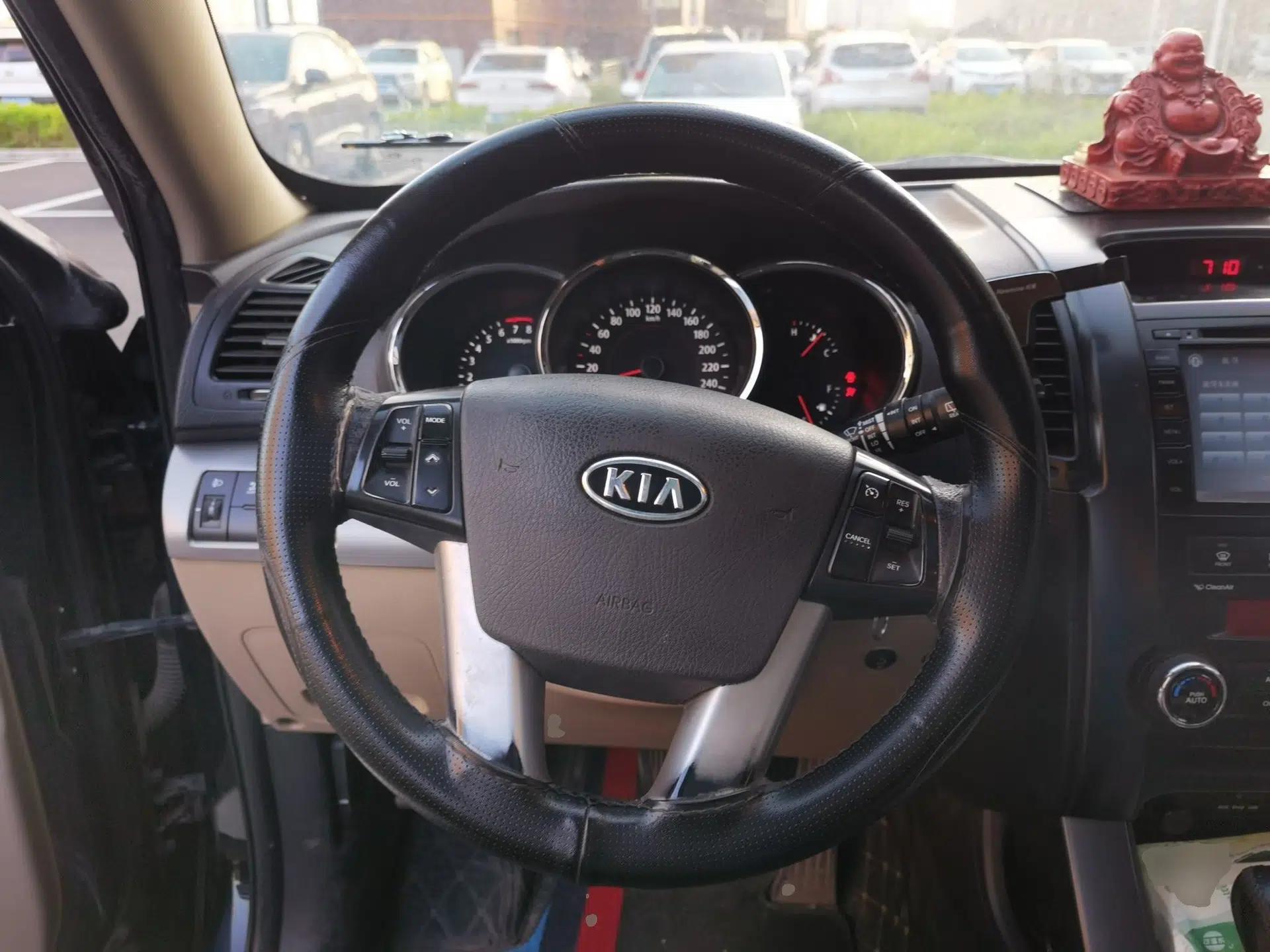 Kia Sorento 2012 2.4L Gasoline Comfort Edition — миниатюра 10