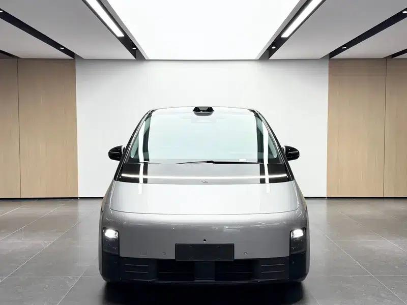 Li Auto MEGA 2024 Ultra Edition — миниатюра 2