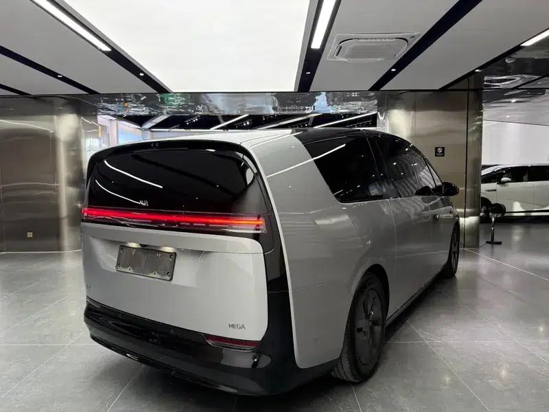 Li Auto MEGA 2024 Ultra Edition — миниатюра 4
