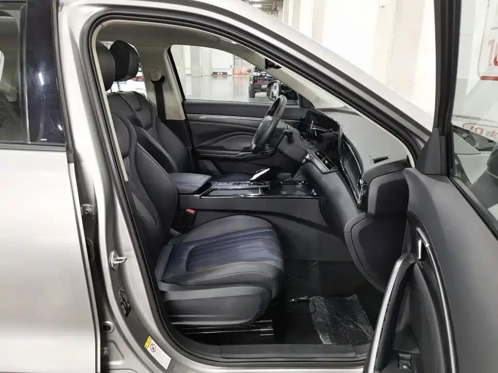 Bestune T55 2022 1.5T Automatic Super Edition — миниатюра 23