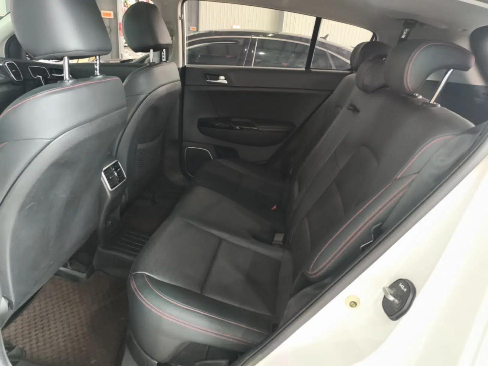 Kia KX5 2021 1.6T Automatic Two-Wheel Drive Luxury Edition — миниатюра 20