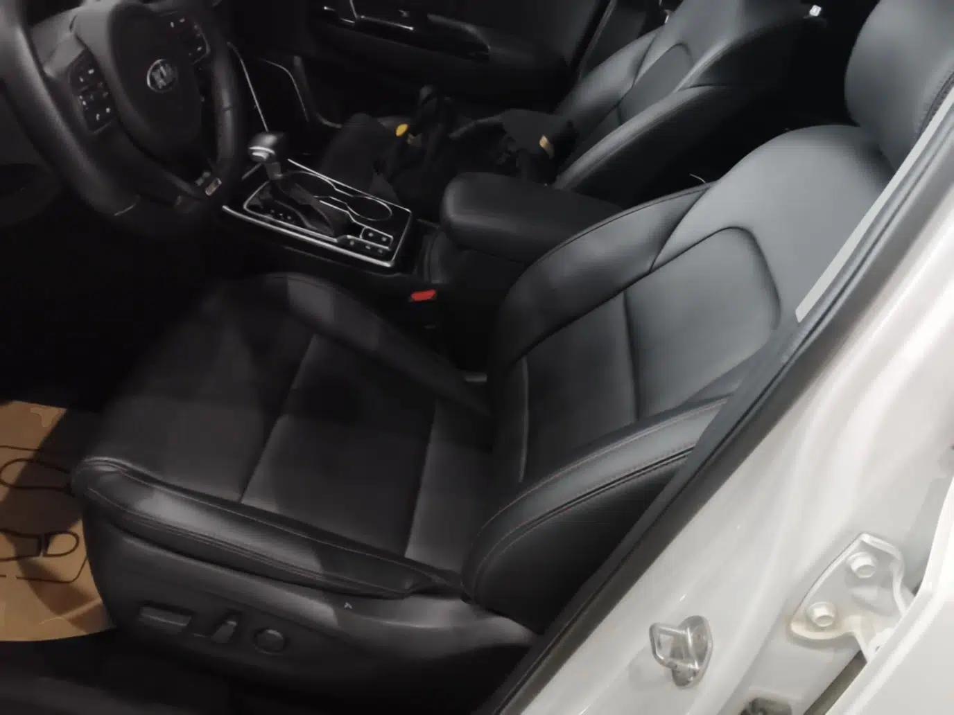 Kia KX5 2019 1.6T Automatic Two-Wheel Drive Elite Edition — миниатюра 17