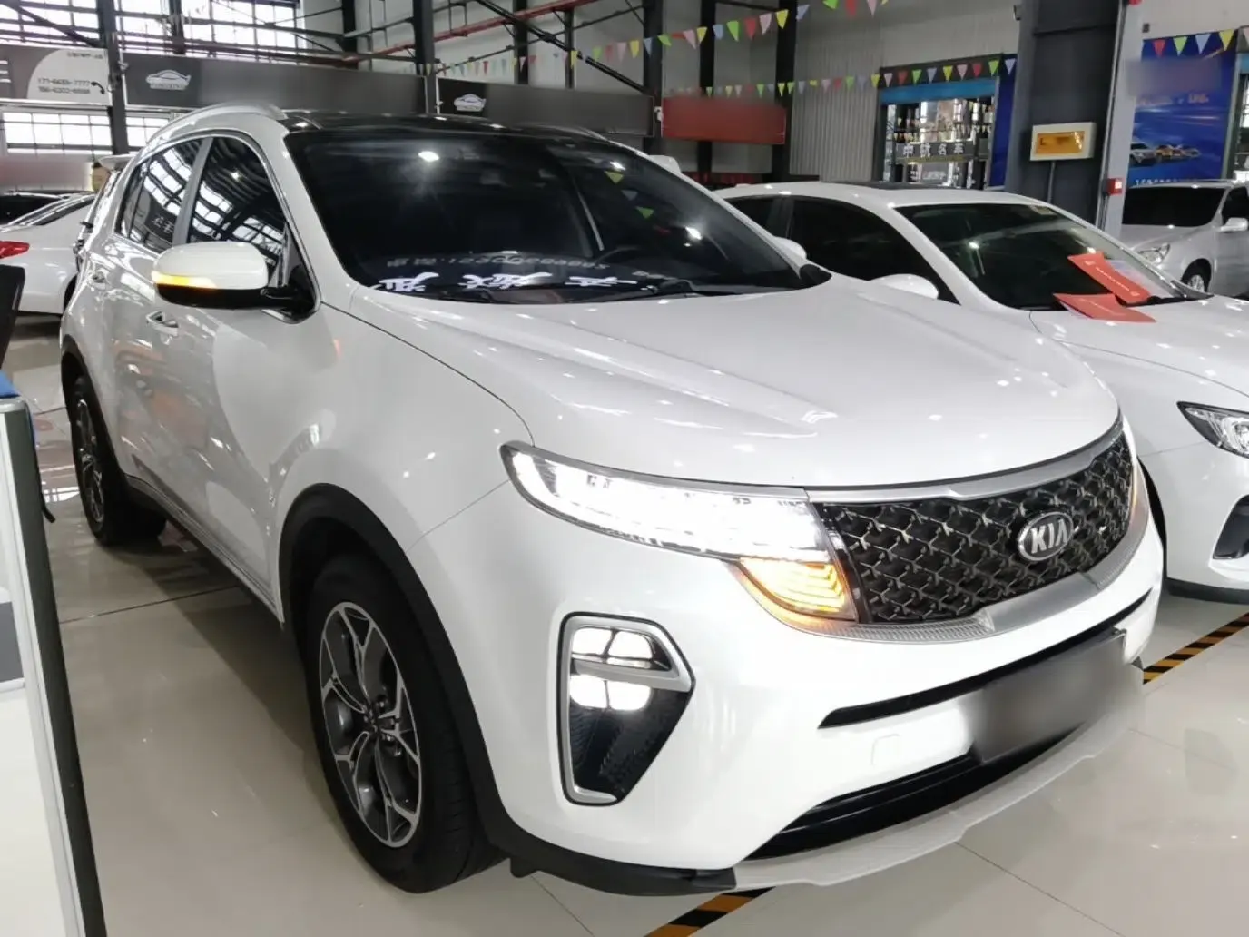 Kia KX5 2019 1.6T Automatic Two-Wheel Drive Elite Edition — миниатюра 3