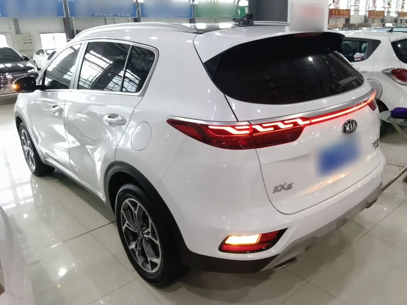 Kia KX5 2019 1.6T Automatic Two-Wheel Drive Elite Edition — миниатюра 4