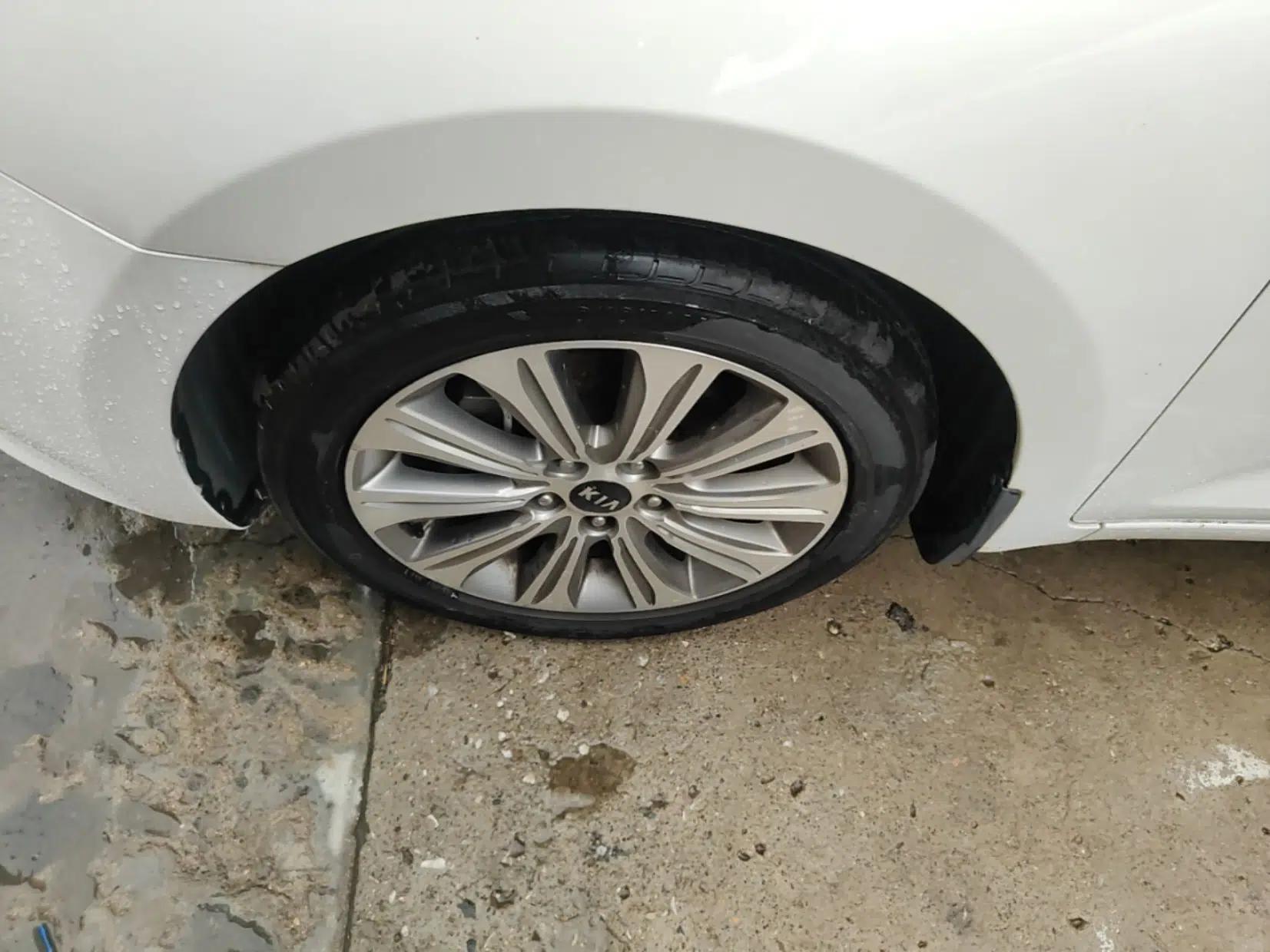 Kia K4 2014 1.8L Automatic DLX — миниатюра 10