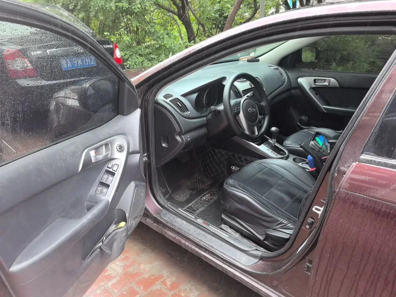 Kia Forte 2011 1.6L AT GL — миниатюра 16