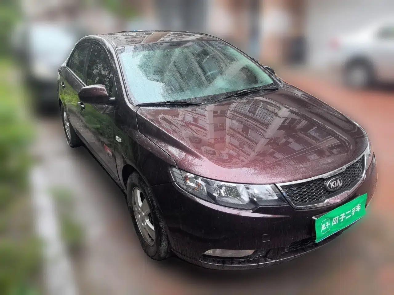 Kia Forte 2011 1.6L AT GL — миниатюра 3
