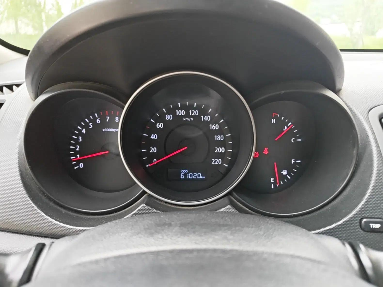 Kia Forte 2014 1.6L MT GL — миниатюра 14