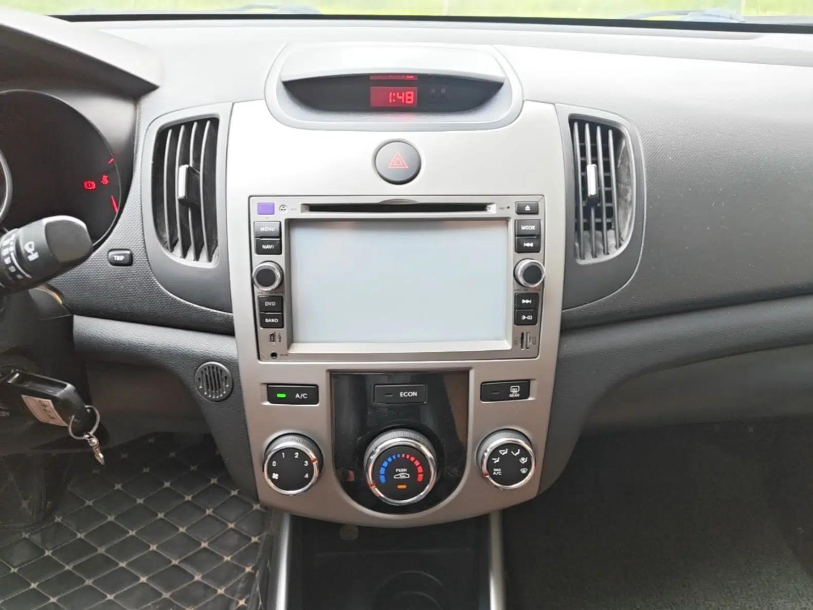 Kia Forte 2014 1.6L MT GL — миниатюра 15