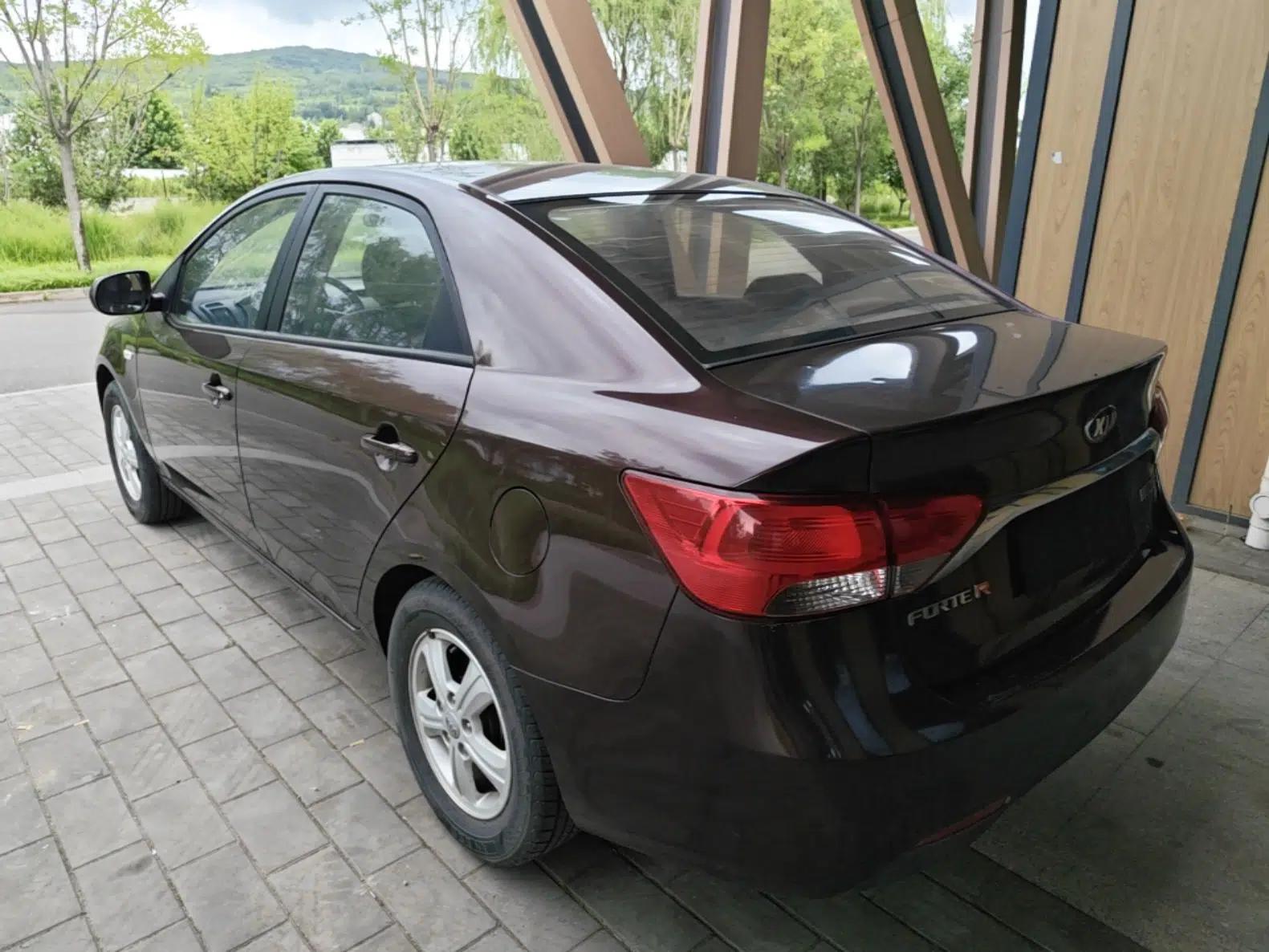 Kia Forte 2014 1.6L MT GL — миниатюра 4