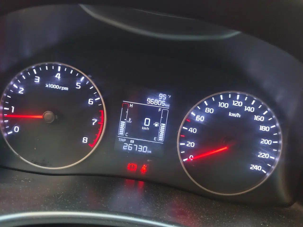 Kia Forte 2018 1.6L Manual Value Edition with Sunroof — миниатюра 12