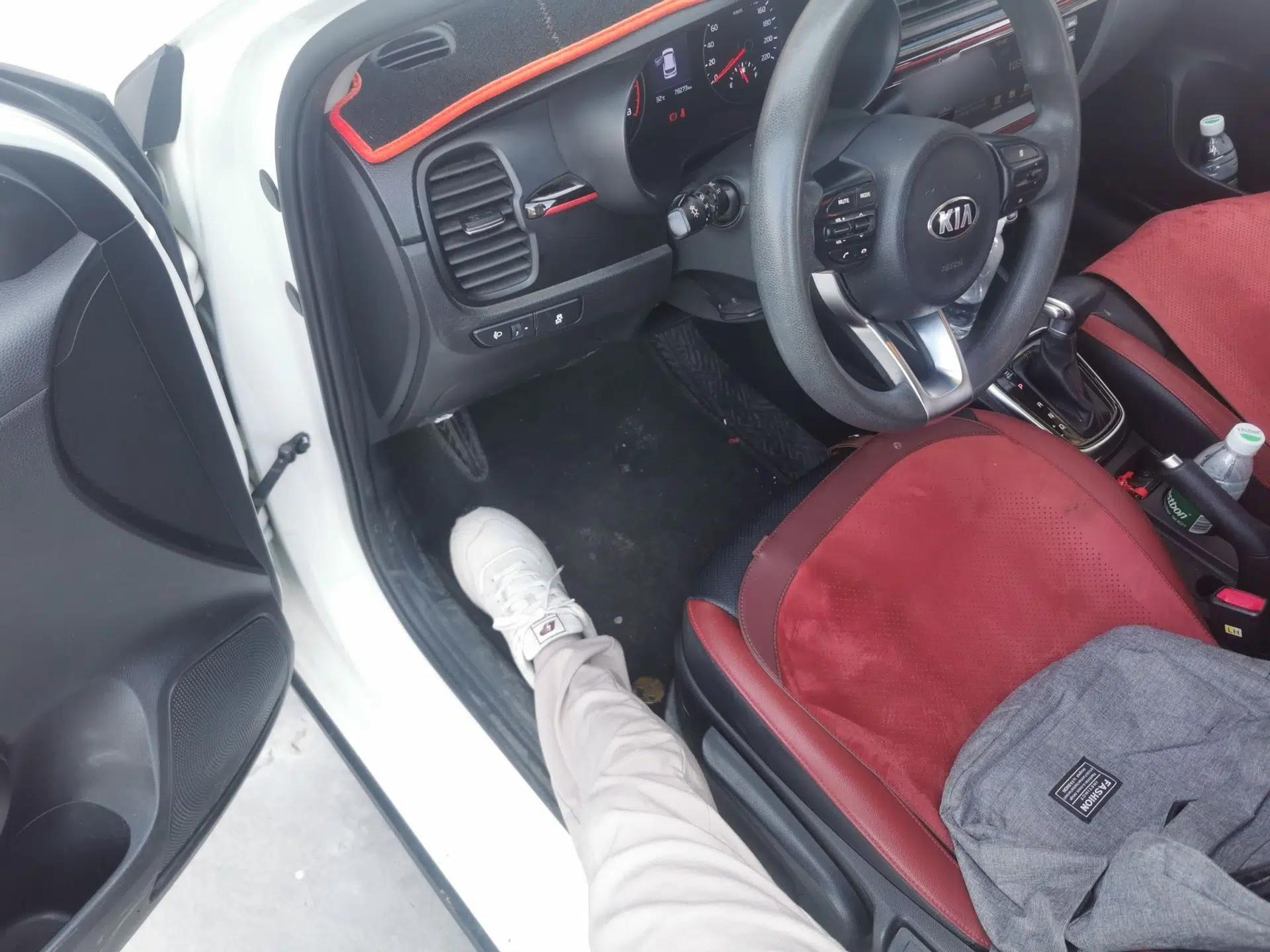 Kia KX Cross 2017 1.4L AT GLS — миниатюра 16