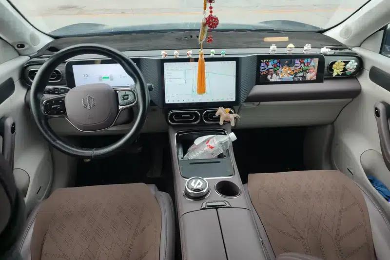 Leapmotor C11 2023 580 AWD Performance Edition — миниатюра 13