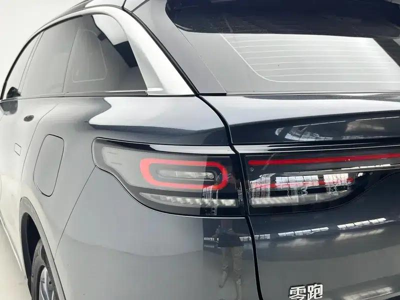 Leapmotor C11 2023 Range Extended Electric 300 Smart Edition — миниатюра 13