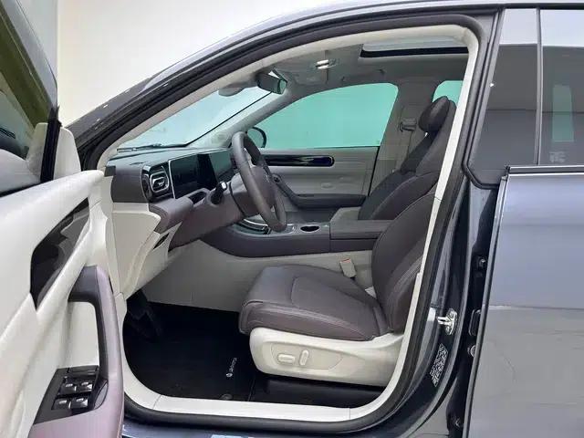 Leapmotor C11 2023 Range Extended Electric 300 Smart Edition — миниатюра 17