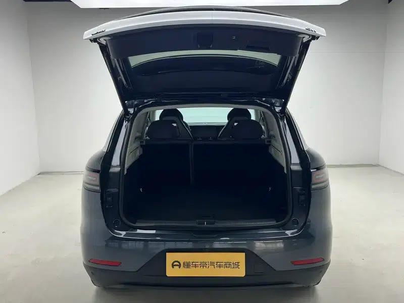 Leapmotor C11 2023 Range Extended Electric 300 Smart Edition — миниатюра 20