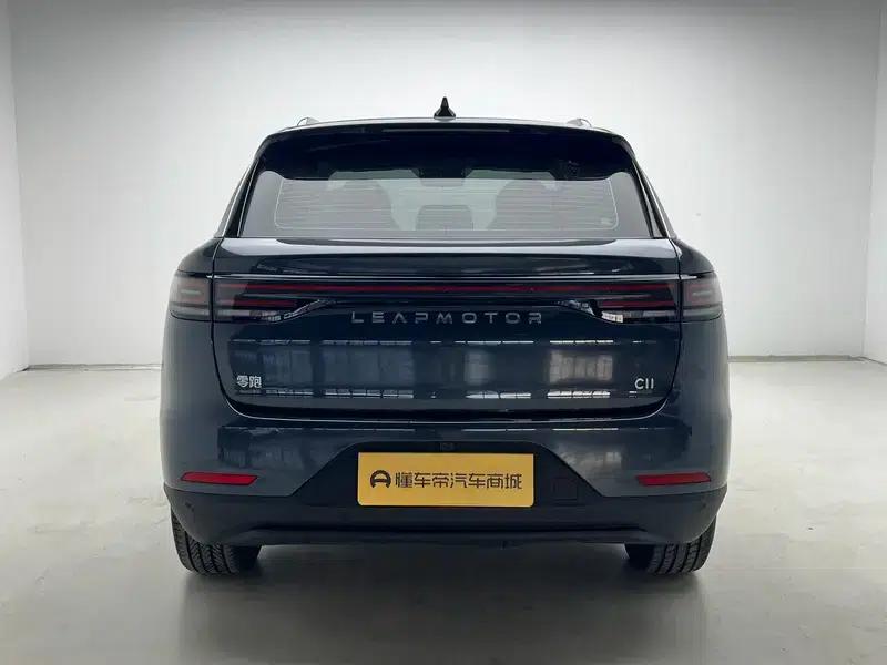 Leapmotor C11 2023 Range Extended Electric 300 Smart Edition — миниатюра 6