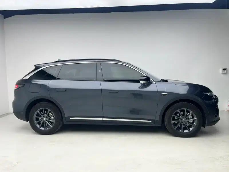 Leapmotor C11 2023 Range Extended Electric 300 Smart Edition — миниатюра 8