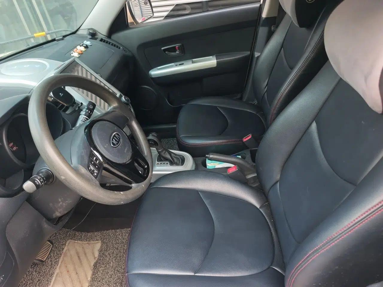 Kia Soul 2010 1.6L AT GL — миниатюра 15