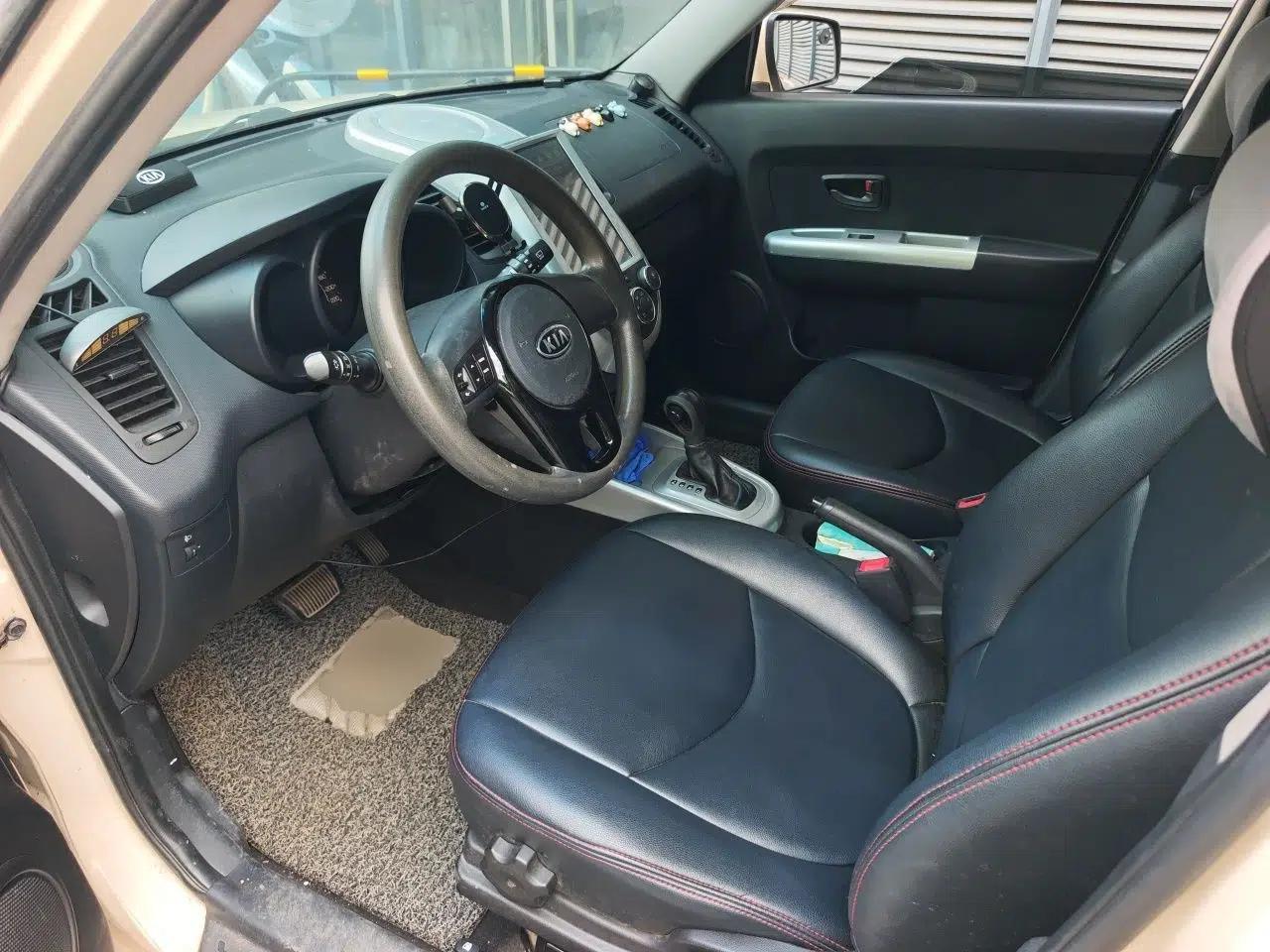 Kia Soul 2010 1.6L AT GL — миниатюра 16