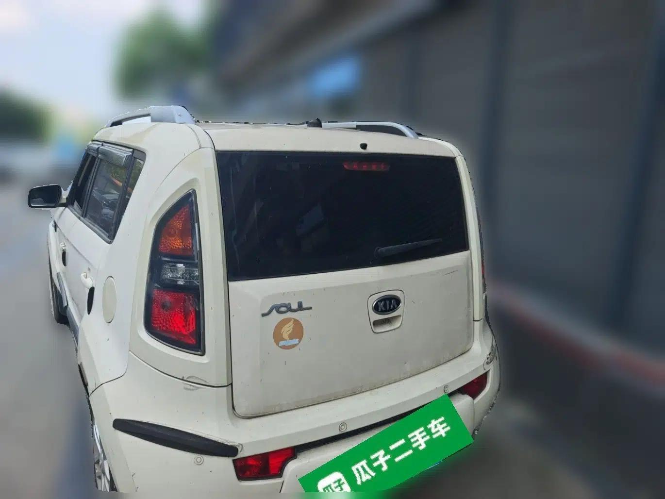 Kia Soul 2010 1.6L AT GL — миниатюра 19