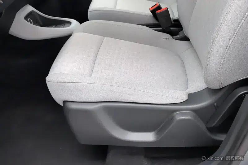Leapmotor T03 2022 Jade Edition — миниатюра 18