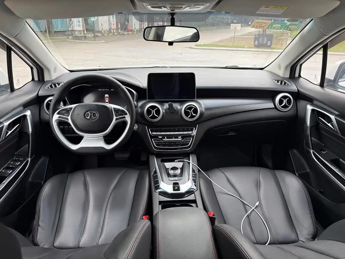 Beijing EU5 2018 R500 Smart Wind Edition — миниатюра 11