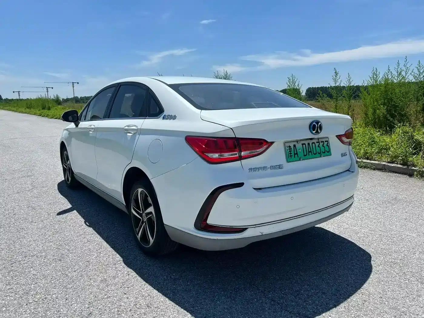 Beijing EU5 2018 R500 Smart Wind Edition — миниатюра 4