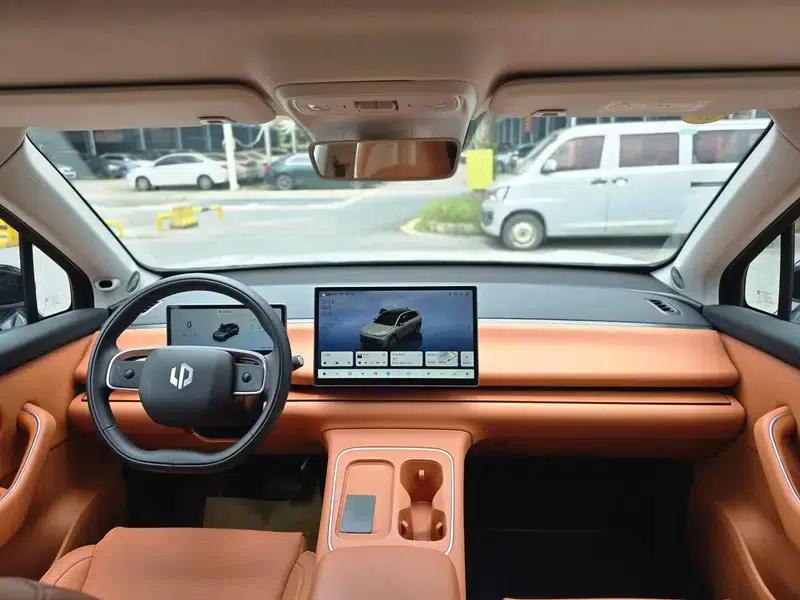 Leapmotor C10 2026 Pure Electric Version with 605 LiDAR — миниатюра 10