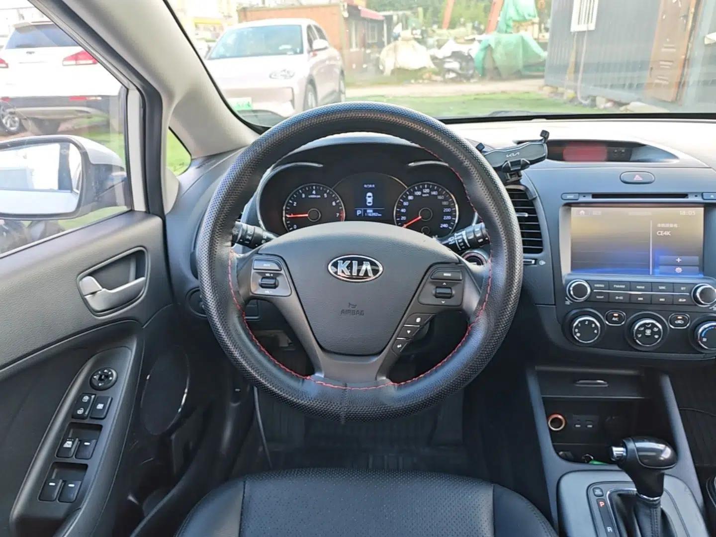 Kia K3S 2014 1.6L Automatic GLS — миниатюра 13
