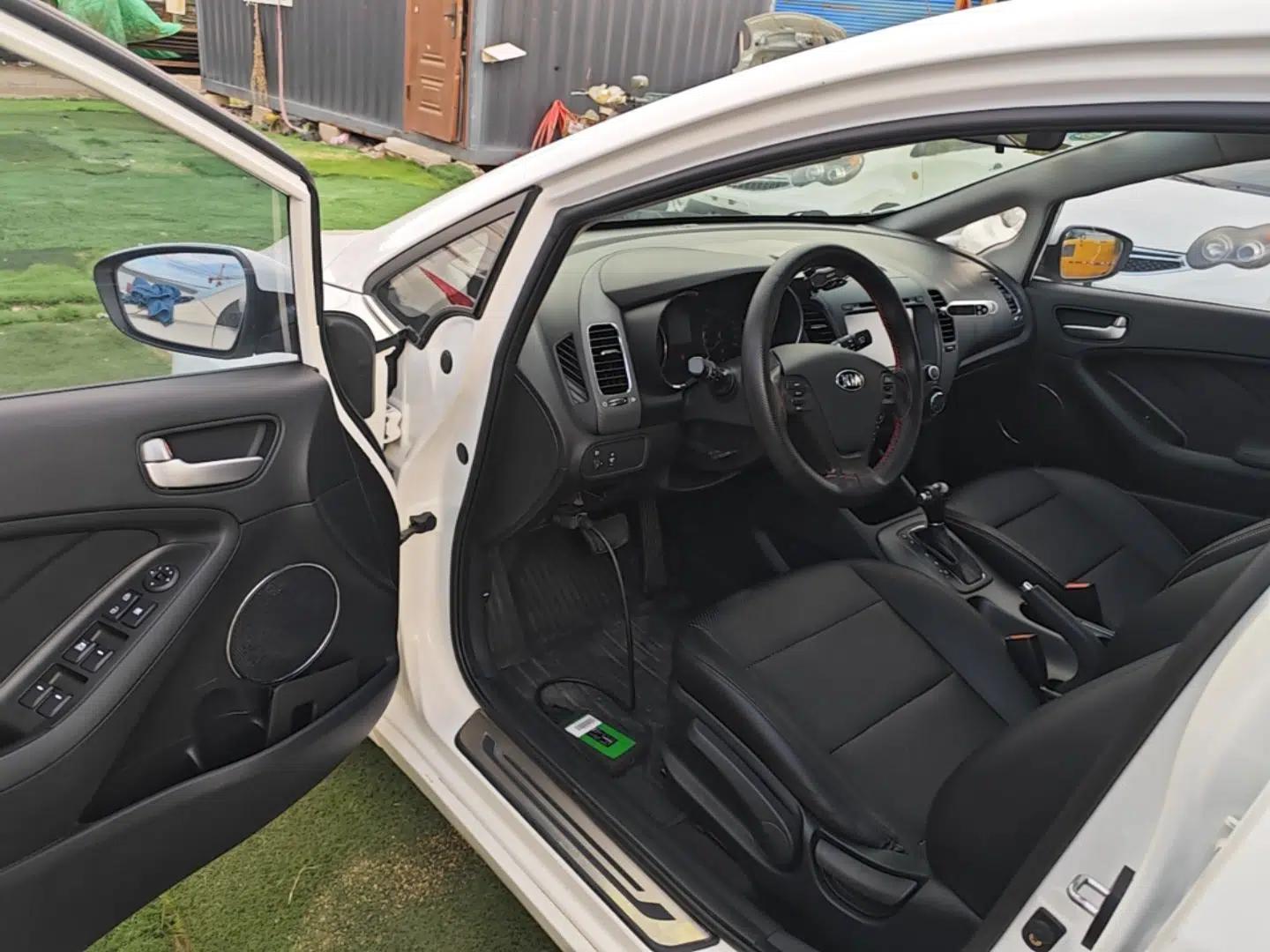 Kia K3S 2014 1.6L Automatic GLS — миниатюра 18
