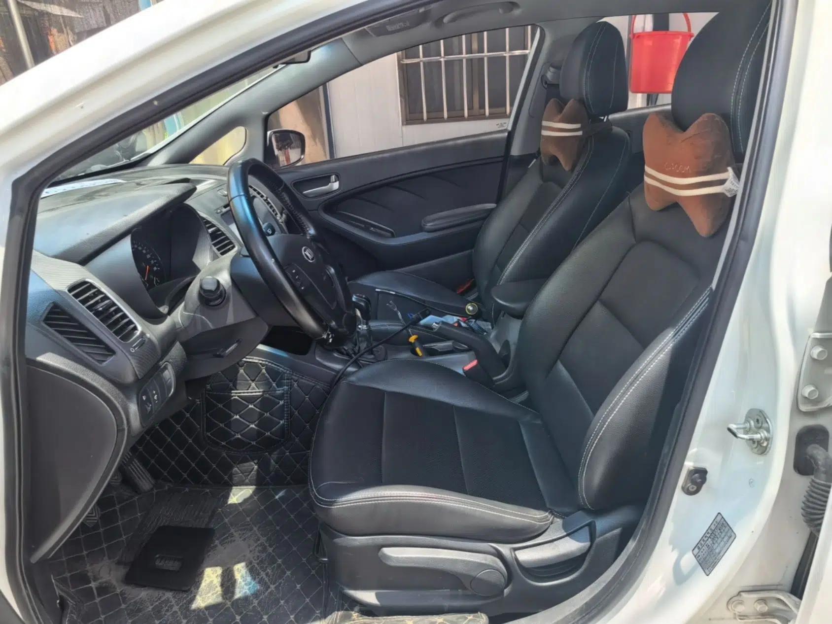 Kia K3S 2014 1.6L Manual GLS — миниатюра 17