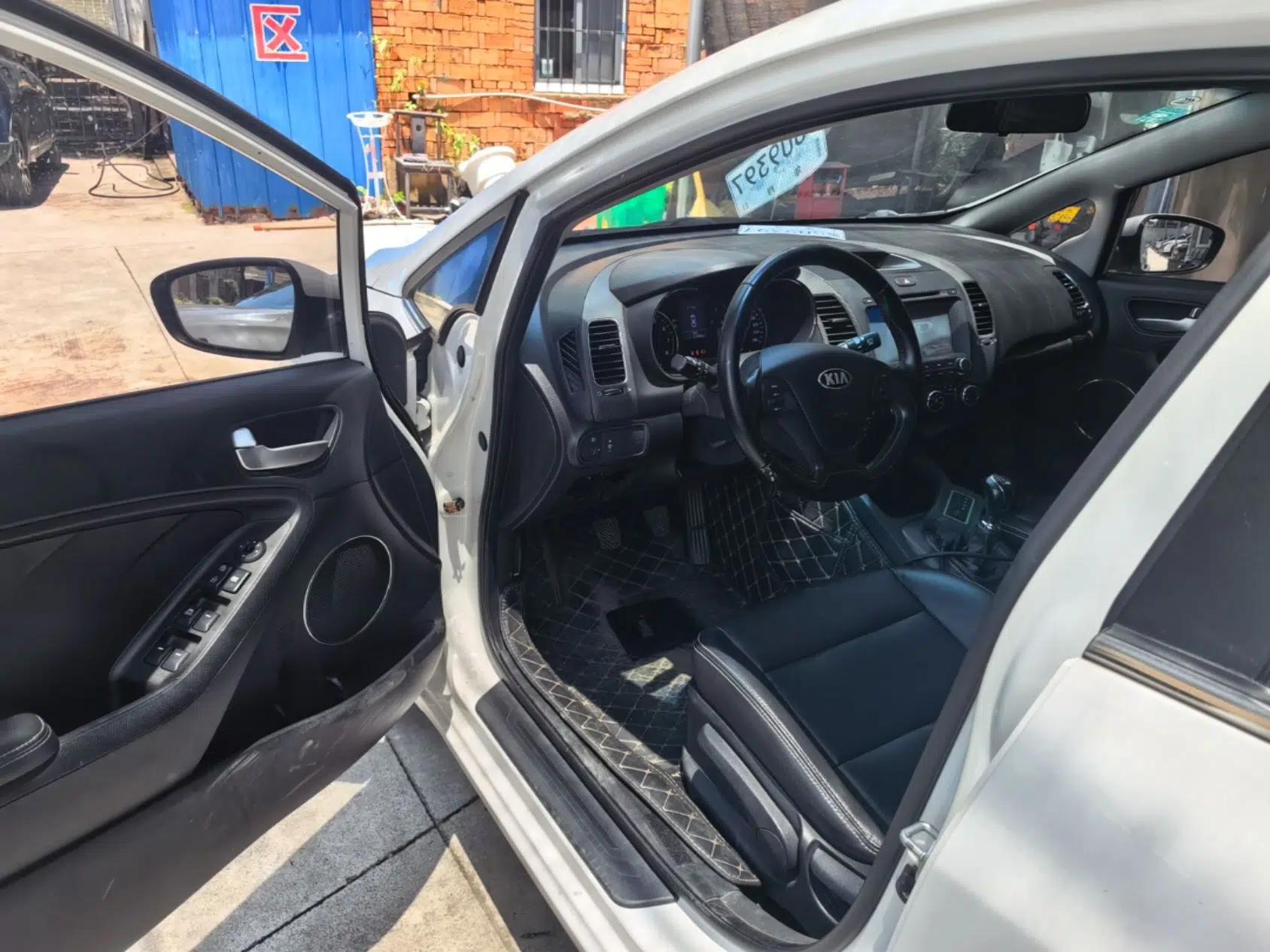 Kia K3S 2014 1.6L Manual GLS — миниатюра 18