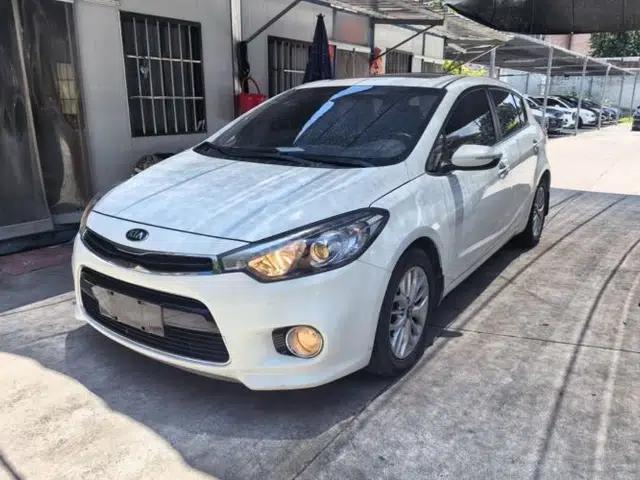 Kia K3S 2014 1.6L Manual GLS