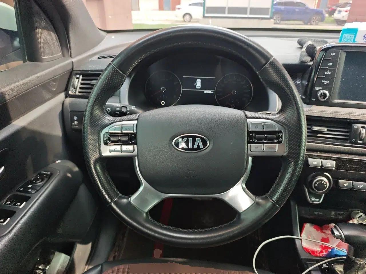 Kia KX7 2020 2.0T Automatic Two-Wheel Drive GLS 7-Seater — миниатюра 10