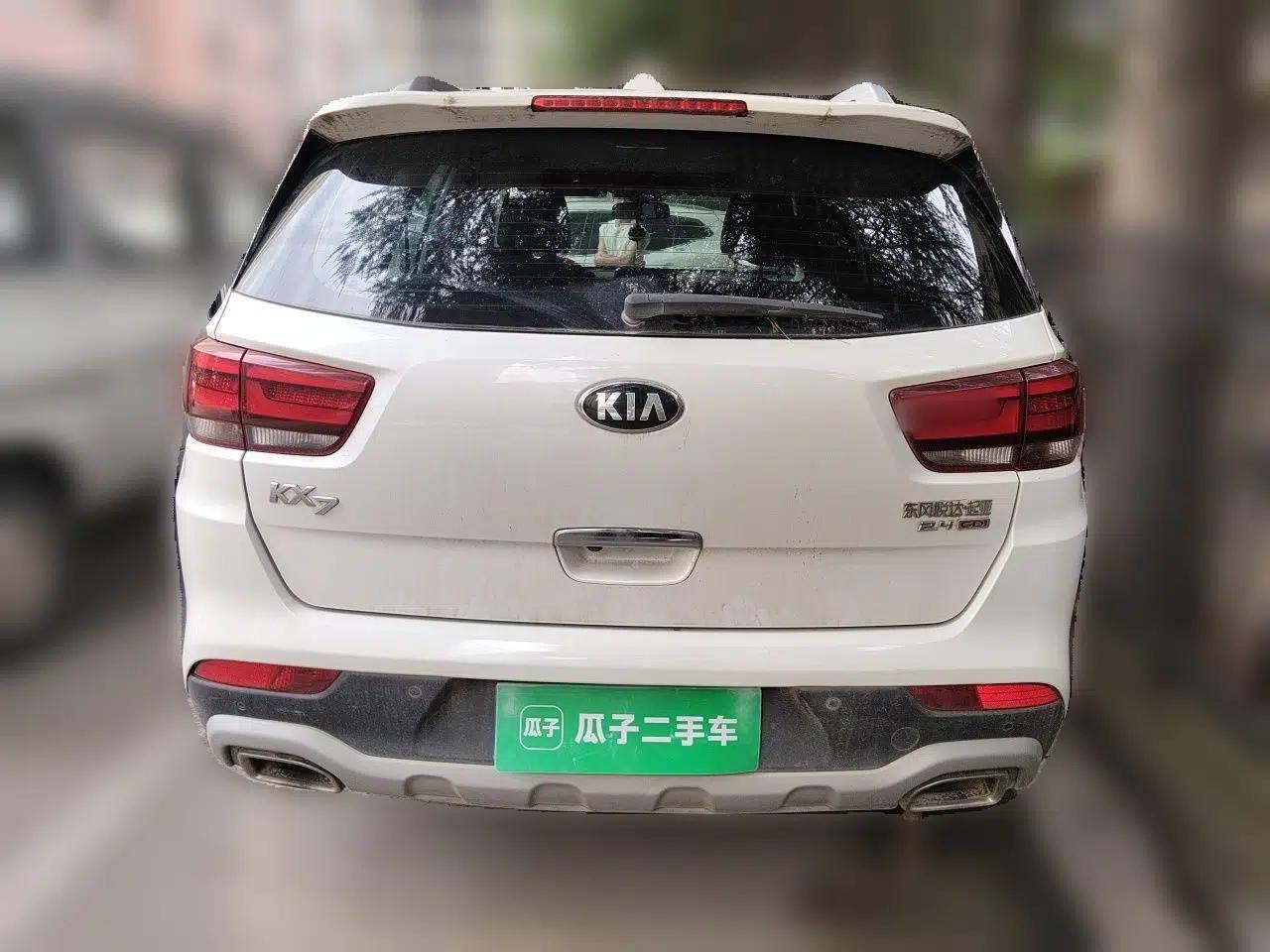 Kia KX7 2017 2.4L Automatic 2WD GLS 5-Seater — миниатюра 5