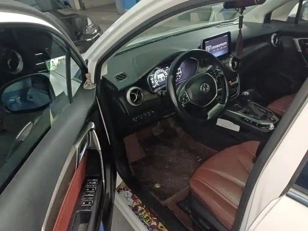 Senova D50 2018 1.5L CVT Premium Smart Edition — миниатюра 12