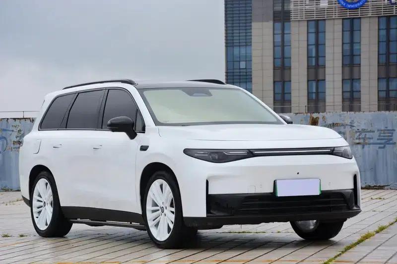 Leapmotor C16 2024 Range Extended Electric 200 Premium Edition — миниатюра 3