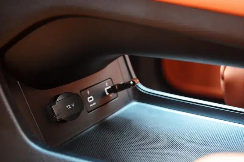Leapmotor C16 2024 Range Extended Electric 200 Premium Edition — миниатюра 21