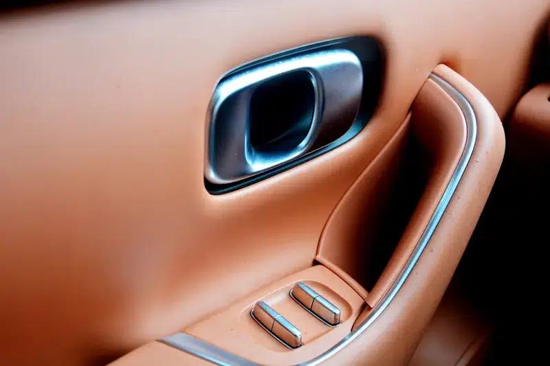 Leapmotor C16 2024 Range Extended Electric 200 Premium Edition — миниатюра 27
