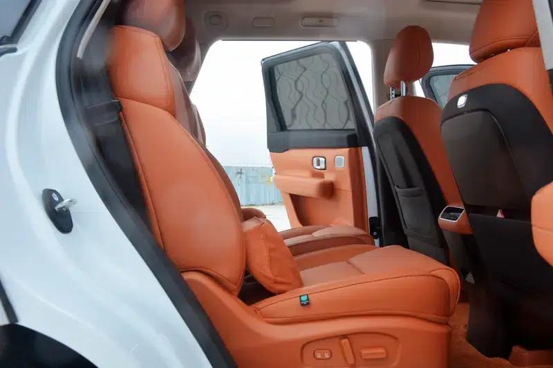 Leapmotor C16 2024 Range Extended Electric 200 Premium Edition — миниатюра 31