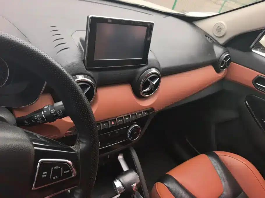 2016 Senova X35 1.5L Automatic Deluxe Edition — миниатюра 13