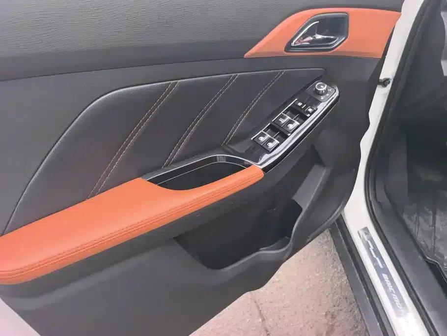 2016 Senova X35 1.5L Automatic Deluxe Edition — миниатюра 7