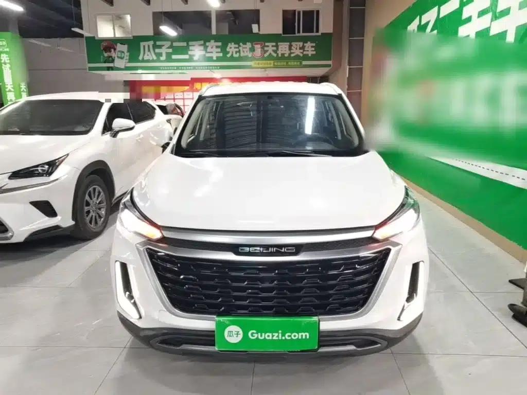 Beijing X3 2019 1.5T Manual Glory Edition — миниатюра 3
